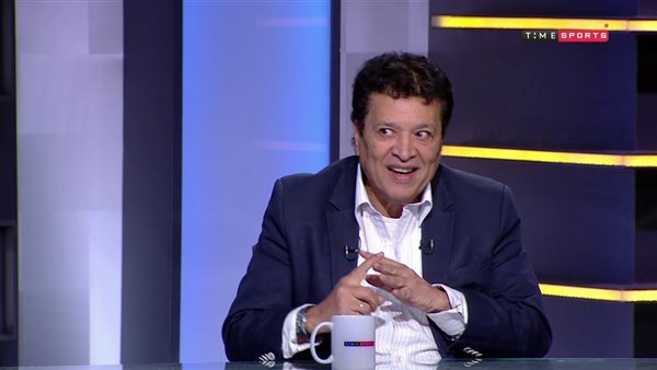 علاء عبد العزيز 