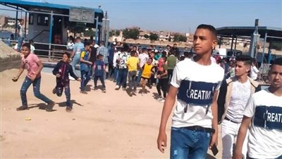 الوحدات المحلية في دير مواس وأبو قرقاص تتابع معايير السلامة المهنية للمعديات النيلية