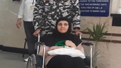 الداخلية تواصل مساعدة الحالات الإنسانية للراغبين في الخدمات الشرطية في المحافظات 