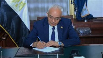 760 ألف طالب.. التعليم تستعرض الاستعدادات النهائية لامتحانات الدبلومات الفنية 2023 