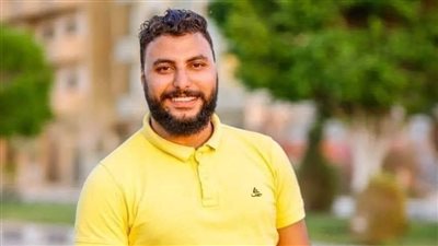 مصرع شاب وإصابة صديقه وطفليهما بحادث سير على الطريق الصحراوي