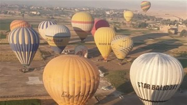 رحلات البالون الطائر