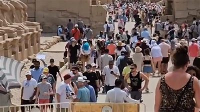 معابد الكرنك تستقبل 1600 سائح.. إقبال كبير على مقاصد الأقصر الأثرية في رابع أيام العيد