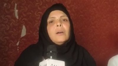 زوجة ضحية مصنع زجاج بالمنوفية: ساب 4 أطفال يتامى عايشين في نار من بعده | بث مباشر