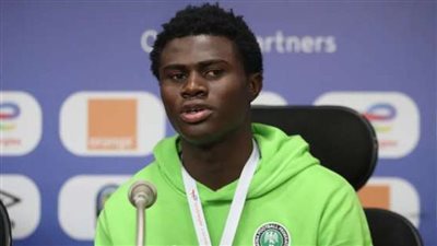 الأهلي يكشف لـ القاهرة 24 حقيقة التعاقد مع داجا نجم نيجيريا الشاب 