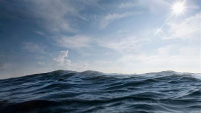 درجة حرارة المحيطات تسجل رقما قياسيا جديدا