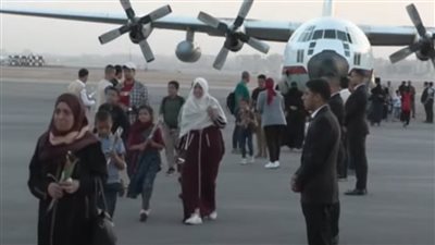 الخارجية: إجلاء 2679 مصريًا من السودان عبر الجسر الجوي والمنافذ البرية 