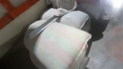 ضبط 30 طن قمح و18 طن أعلاف حيوانية منتهية الصلاحية بالغربية