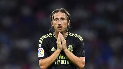 مودريتش يقترب من الانضمام إلى نادي ميلان الإيطالي.. وهذا موعد الإعلام الرسمي