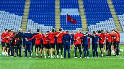 الأهلي يختتم تدريباته استعدادًا لمباراة الرجاء المغربي