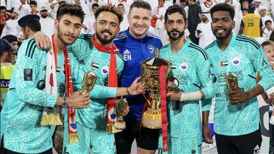 الشارقة يتوج بكأس الإمارات بعد الفوز على العين بركلات الترجيح