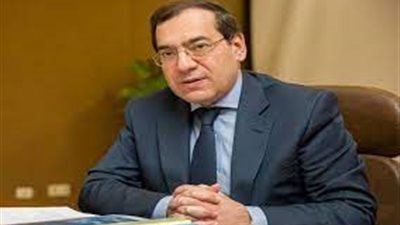 وزير البترول يفتتح محطة تموين سيارات متكاملة بوسط البلد