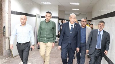 رئيس جامعة المنوفية: 11 غرفة عمليات جديدة للقضاء على قوائم الانتظار