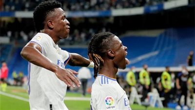 بسبب تراكم البطاقات.. غياب كامافينجا وفينسيوس عن لقاء ريال مدريد المقبل