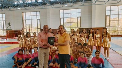 ملاعب وخدمات على أعلى مستوى.. رئيس اللجنة الفنية للاتحاد الدولي للجمباز يشيد بنادي مدينتي