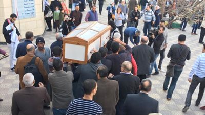 ما حكم تشييع المسلم لجنازة مسيحي؟.. الإفتاء تحسم الجدل