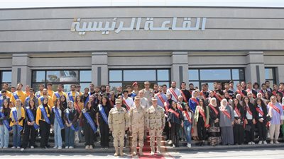 قوات الدفاع الشعبي والعسكري تنظم زيارات ميدانية لطلبة الجامعات إلى عدد من المشروعات القومية والوحدات العسكرية