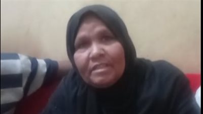 قصة كفاح أم لثلاثة أبناء من ذوي الهمم بقنا: لفيت بيهم على الدكاترة من نجع حمادي لأسيوط| بث مباشر 