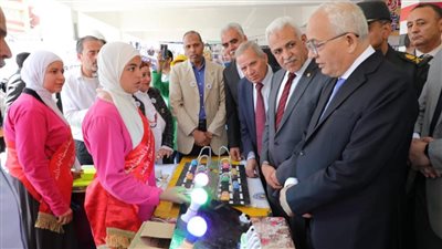 وزير التربية والتعليم يفتتح المعرض السنوي للتعليم الفني لمديرية تعليم القاهرة