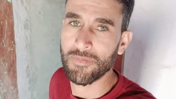 الشاب المتوفي 