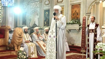 التهاب بالعصب السابع.. تفاصيل تعرض البابا تواضروس لوعكة صحية جديدة