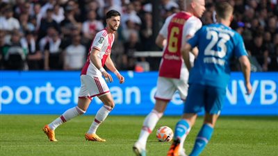 قبل الجولة النهائية.. سيناريو درامي في الدوري الهولندي بين أياكس وآيندهوفن