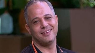 مش قادرين نصدق.. نجوم الفن ينعون الفنان مصطفى درويش