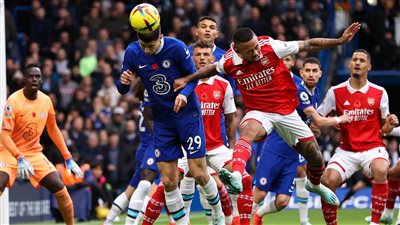 ديربي لندن.. تاريخ مواجهات تشيلسي وأرسنال قبل قمة الدوري الإنجليزي