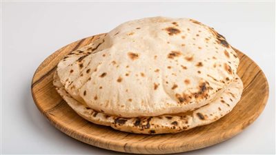 طريقة عمل العيش البلدي بدون ردة.. 3 وصفات للعيش البيتي والأخيرة بنكهة الثوم