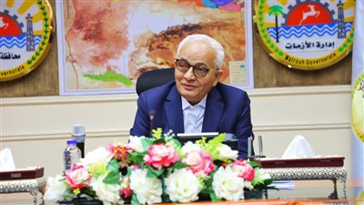 وزير التعليم يستعرض استعدادات مديرية مطروح لامتحانات نهاية العام