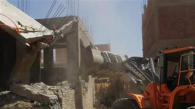 إزالة 173 حالة تعد بالبناء على الأراضي الزراعية في المنيا