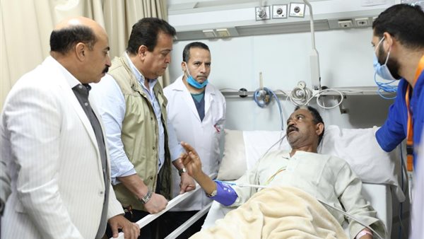 جانب من زيارة وزير