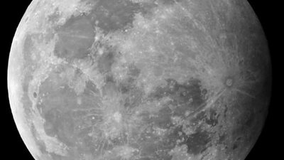 آخر ظهور له 2020.. سماء الوطن العربي تشهد خسوفا قمريا عميقا الجمعة المقبل