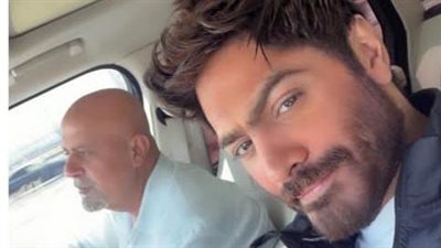 تامر حسني يطير إلى الإمارات استعدادًا لإحياء حفل كأس السوبر