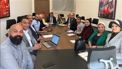 البيئة تبحث مع البترول التعاون للاستثمار في تدوير زيوت الطعام لإنتاج وقود الطيران