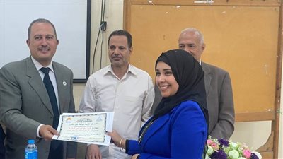 تربية عين شمس تحتفل باليوم العالمي للإبداع