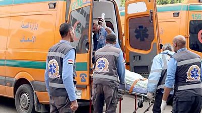 إصابة 4 طلاب باختناق وإغماء بسبب تسرب غاز البوتاجاز أثناء نومهم بالمنيا | بث مباشر