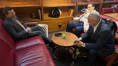 وزير الشباب والرياضة يلتقي مدير المكتب الإقليمي للوكالة الدولية لمكافحة المنشطات