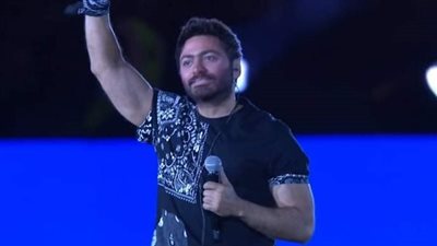 قبل انطلاق المهرجان.. تفاصيل حفل تامر حسني بالعلمين اليوم