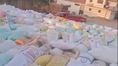 ضبط 220 طن قمح محلي داخل نقطة تجميع غير رسمية بالشرقية | صور