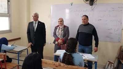 مدير تعليم القاهرة يوجه بتوفير سبل الراحة والرعاية لطلاب الثاني الثانوي خلال الامتحانات