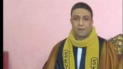 الكفن ينهي الخصومة.. أسرة قتيل بالمنوفية تتلقى العزاء بعد عام من وفاته