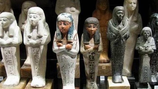تماثيل فرعوني