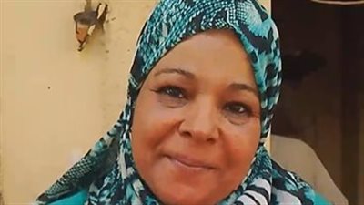 تركت التدريس وعملت بفرن عيش.. قصة كفاح سيدة تعمل لمساعدة زوجها وعلاج نجلها | بث مباشر