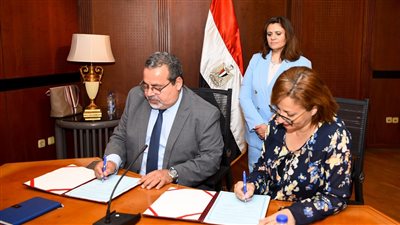 وزيرة الهجرة: حريصون على توظيف خبرات أبناء الوطن بالخارج في المبادرات والأنشطة الهادفة 