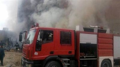 السيطرة على حريق نشب في مخزن ملابس بمنطقة دار السلام 