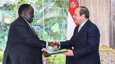 السيسي يستقبل مستشار رئيس جنوب السودان للشئون الأمنية.. ويؤكدان أهمية تثبيت الهدنة بالخرطوم