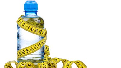 طريقة عمل رجيم في رمضان.. كلمة السر «المياه»