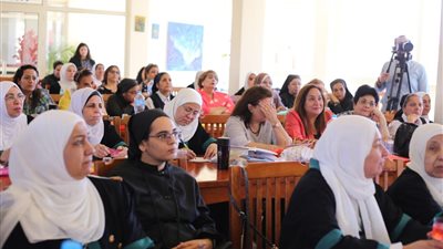 القومي للمرأة ينظم معسكرا للواعظات والراهبات وخادمات الكنائس للتعامل مع ضحايا العنف