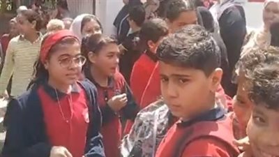 بعد أداء امتحان العربي.. طلاب الشهادة الابتدائية بالجيزة: سهل وفي مستوى الطالب الضعيف | بث مباشر 